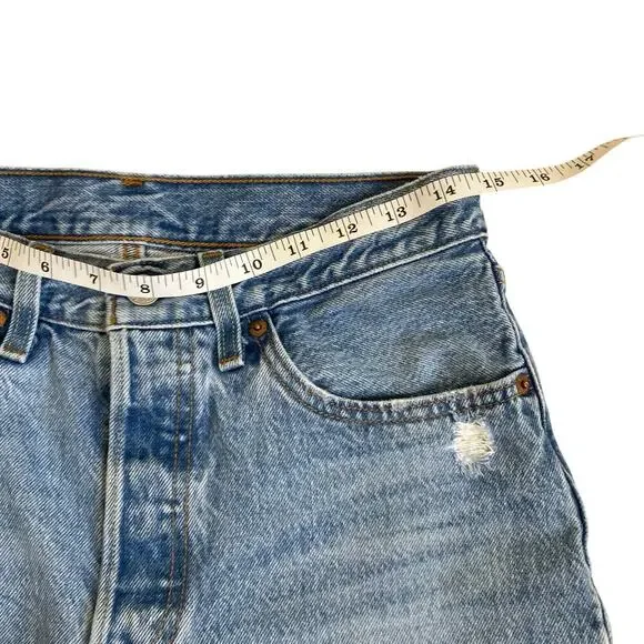 Levi’s 501 Original Cropped Womens Jeans Light Wash Distressed Vintage Wash 26 - Picture 10 of 16